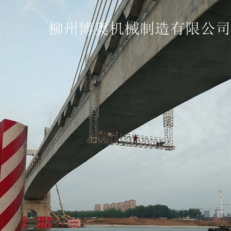 高(gāo)鐵(tiě)橋檢查(chá)小車