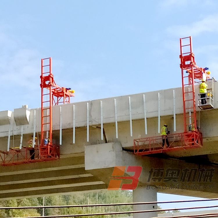高架橋排(pái)水管安裝施工(gōng)車