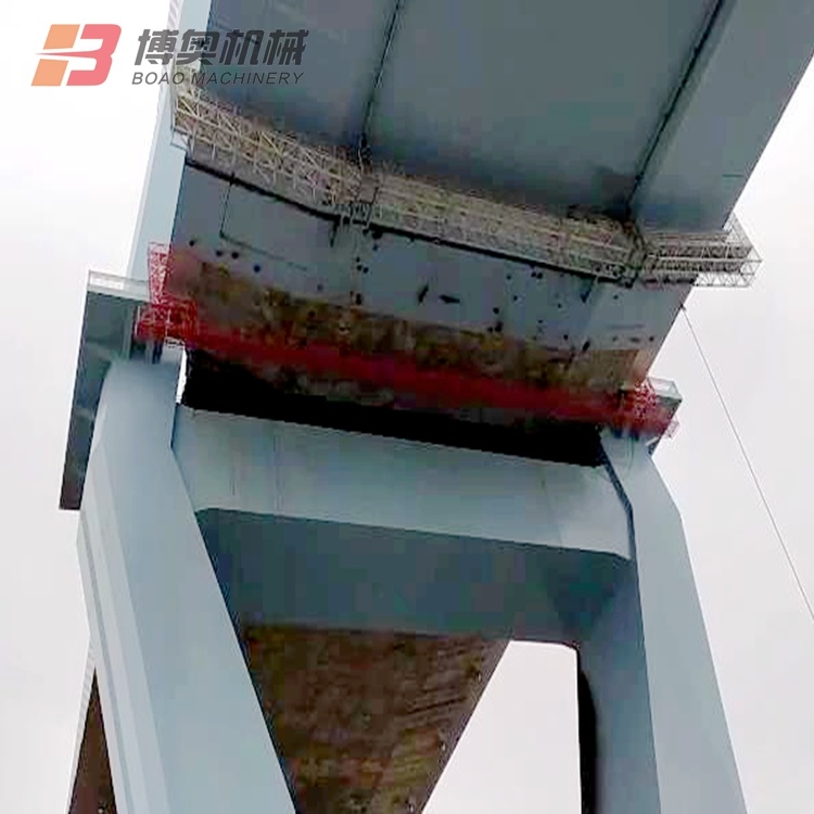 高鐵(tiě)橋梁施(shī)工吊籃(lán)圖片