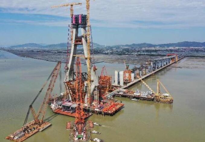 牛田洋特大橋(qiáo)主橋(qiáo)首節段鋼(gāng)梁成功架(jià)設，預(yù)計明年年中主(zhǔ)橋合龍