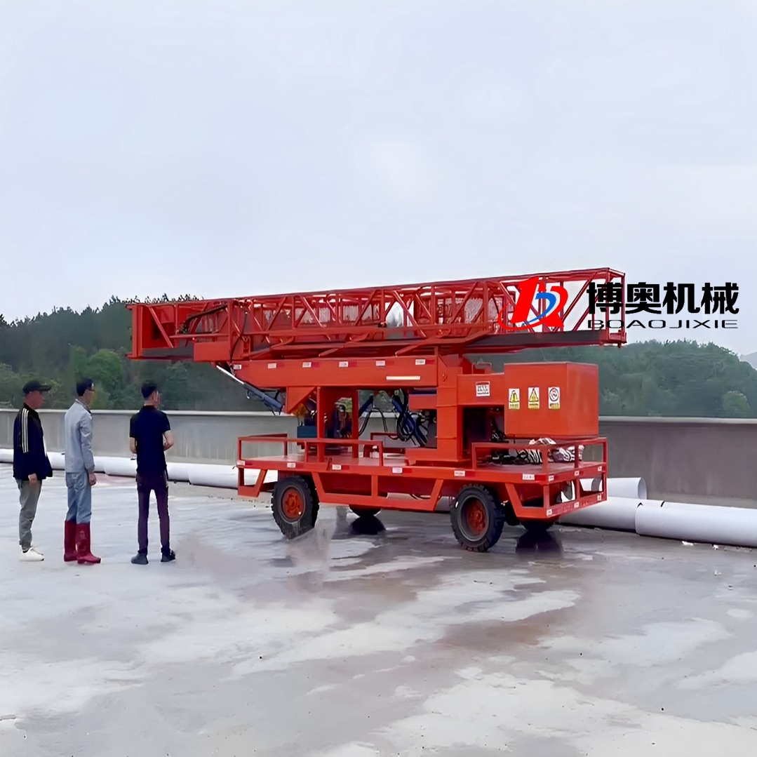 m60可跨越(yuè)防抛網(wǎng)的液壓橋(qiáo)梁排(pái)水管側(cè)邊(biān)安裝設備(bèi)_檢修車