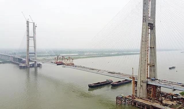 這些是(shì)今天橋(qiáo)梁界的大事......